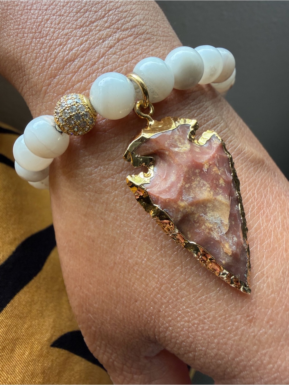 Semi-Precious White Beaded Bracelet with Gold-Edged Arrowhead Gemstone Charm